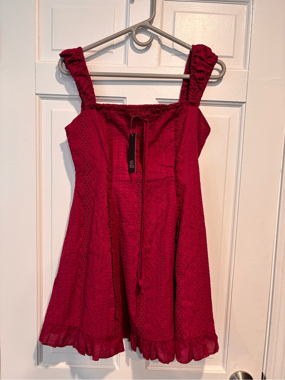 Ruffled Eyelet dress - Red